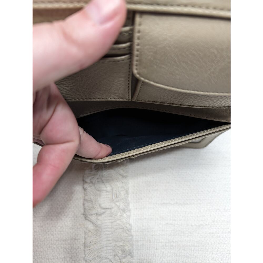 Matt & Nat Vegan Wallet in Beige - Picture 5 of 5